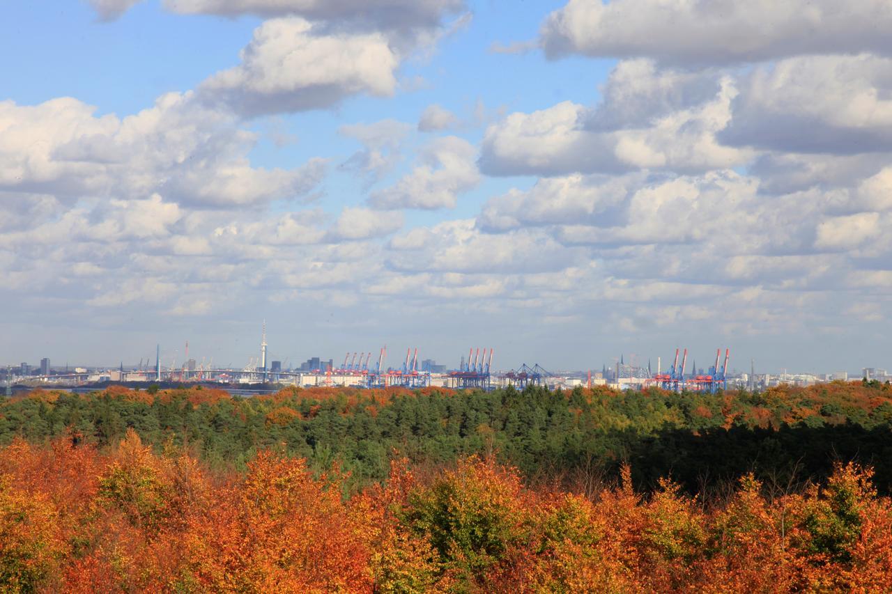 Berghotel Hamburg Blick Bagian luar foto