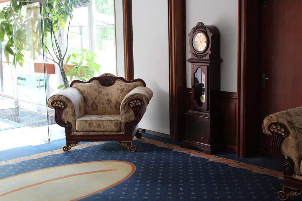 Berghotel Hamburg Blick Bagian luar foto